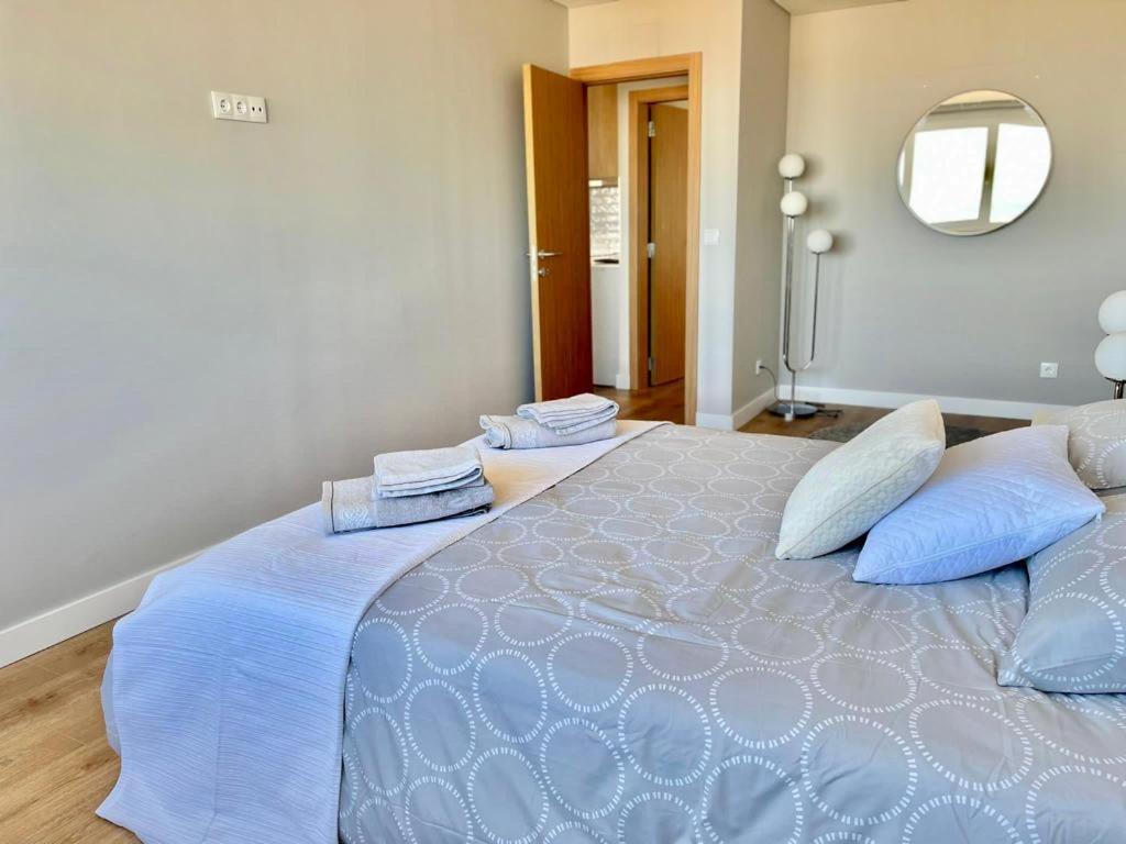T2 Com Uma Vista Deslumbrante Sobre O Atlantico! Apartment Costa de Caparica Exterior foto